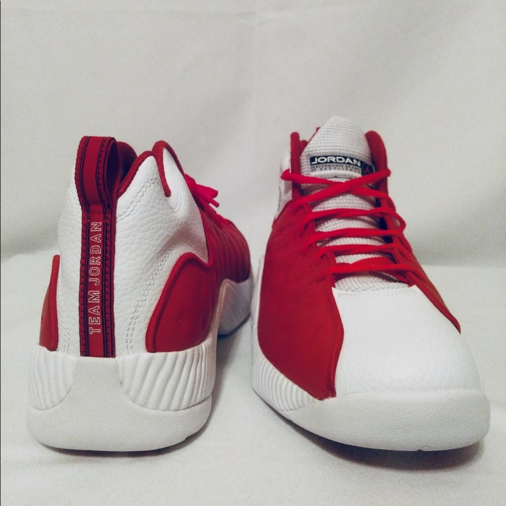 Jordan Jumpman Team 2 Size 10.5